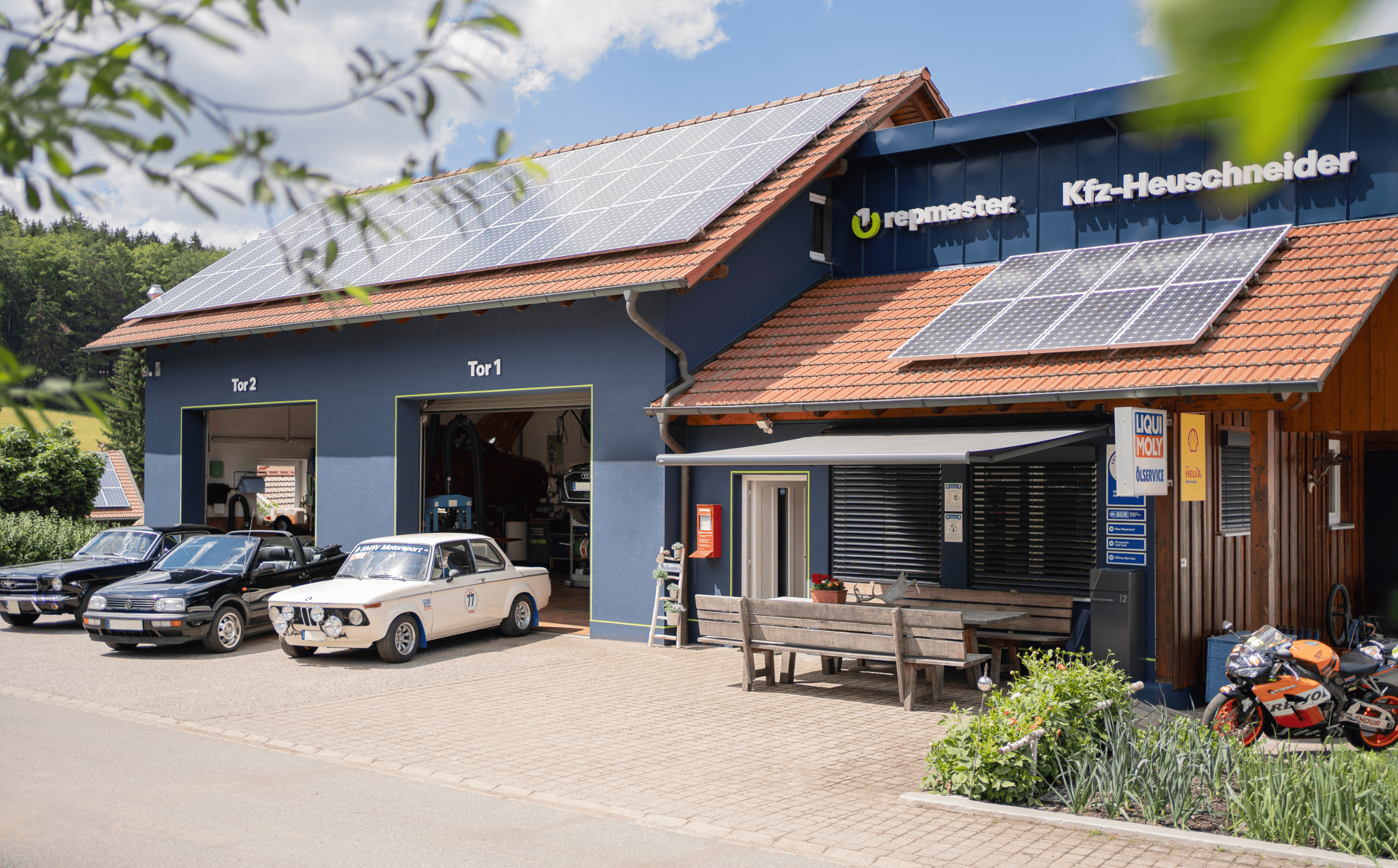 Gebäude KFZ Heuschneider